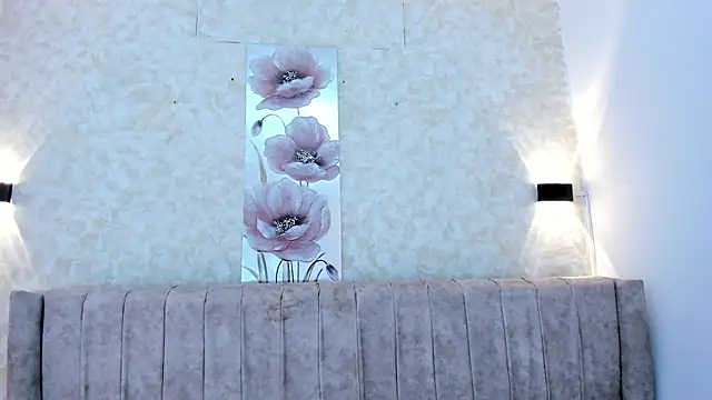 thamiina  online show from March 17, 6:55 pm