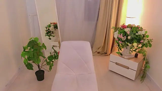 Neko Moor online show from June 14, 4:31 pm