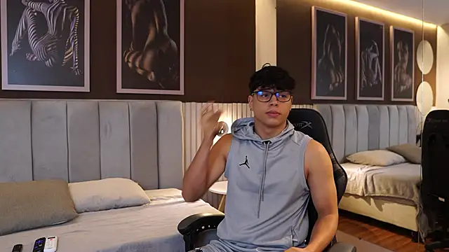 Ethan occonor online show from October 7, 12:13 pm