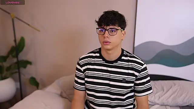 Ethan occonor online show from October 11, 6:50 pm