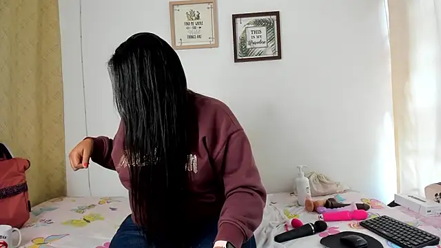 selena jhonson online show from February 9, 1:37 pm