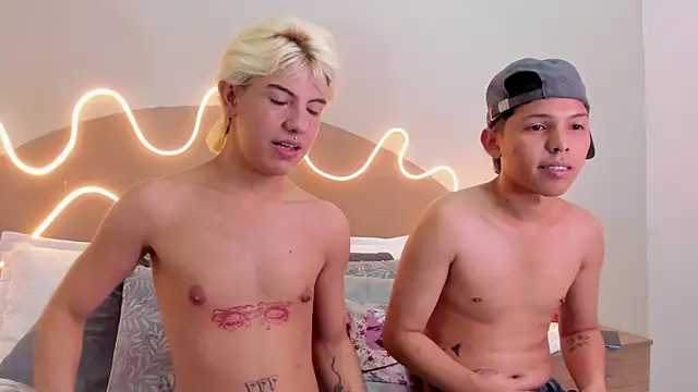 Enrrixxx  online show from October 17, 12:36 am