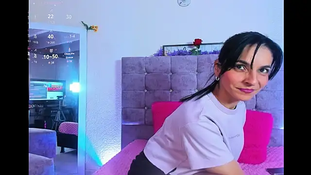 karol rose online show from October 1, 9:43 pm