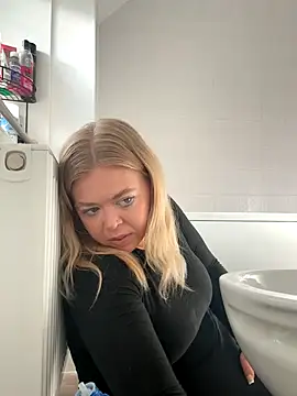 KaylaTrudi online show from October 23, 9:41 am