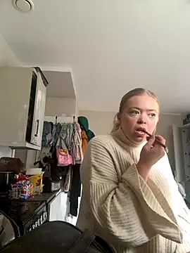 KaylaTrudi online show from November 5, 10:59 am