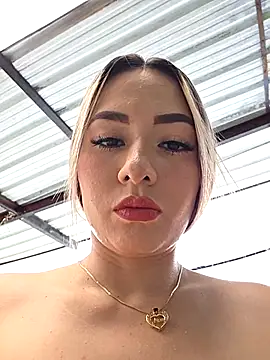 Snapshot of Natasanz chatting on April 17, 7:39 pm Natasanz online show from April 17, 7:39 pm