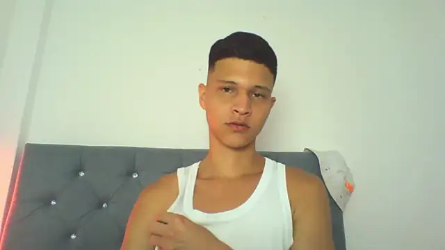 Twinkcock22 online show from September 29, 4:28 am