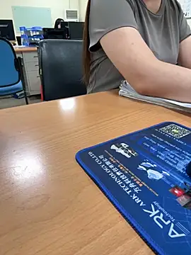 PhuongNhi21 online show from October 7, 1:36 am