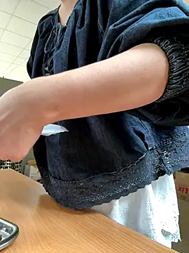 PhuongNhi21 online show from October 14, 1:17 am