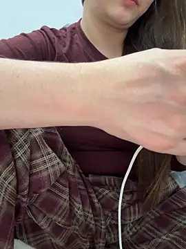 PhuongNhi21 online show from October 23, 1:43 pm