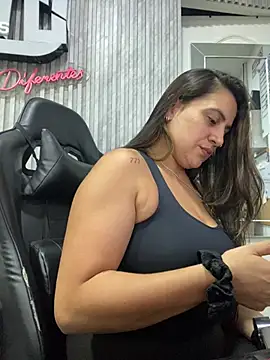 megvibes online show from January 16, 10:36 pm