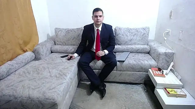 Victor Maitland online show from October 3, 7:55 pm