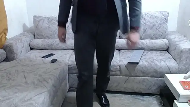 Victor Maitland online show from October 15, 3:39 am