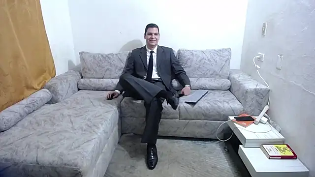 Victor Maitland online show from October 24, 3:36 am