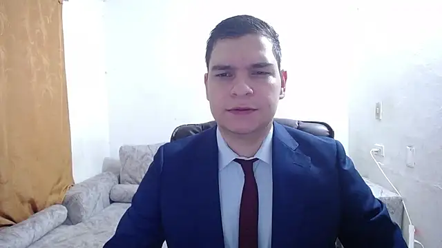 Victor Maitland online show from December 3, 8:07 pm