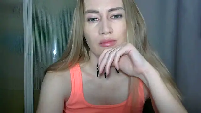 JessFoxxx online show from November 8, 2:56 am