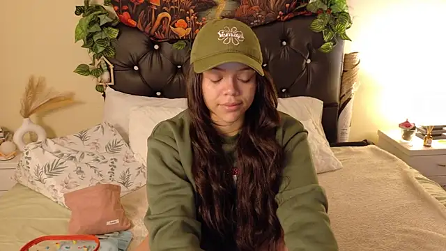 Amanda sweet online show from October 16, 12:50 pm