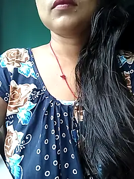 Desi couple305 online show from September 22, 2:35 am