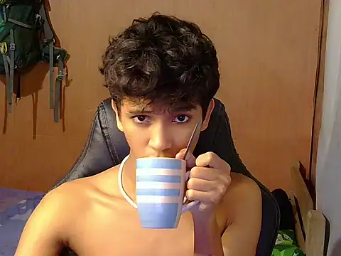 kenbigcockxx online show from January 12, 7:30 pm