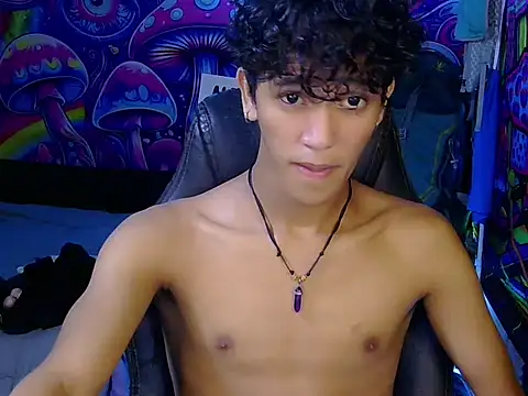 kenbigcockxx online show from June 12, 1:54 pm