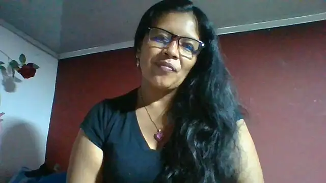 DianaOchoa  online show from June 14, 2:57 am