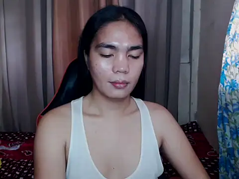 Snapshot of Simple_Martina chatting on September 21, 1:51 am Simple Martina online show from September 21, 1:51 am