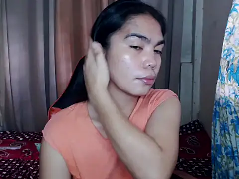 Snapshot of Simple_Martina chatting on September 22, 1:29 am Simple Martina online show from September 22, 1:29 am