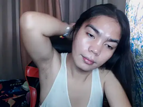 Snapshot of Simple_Martina chatting on October 3, 1:35 am Simple Martina online show from October 3, 1:35 am