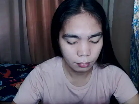 Snapshot of Simple_Martina chatting on October 8, 1:36 am Simple Martina online show from October 8, 1:36 am