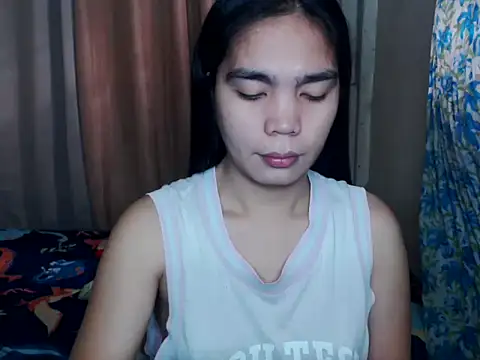 Snapshot of Simple_Martina chatting on October 11, 1:27 am Simple Martina online show from October 11, 1:27 am