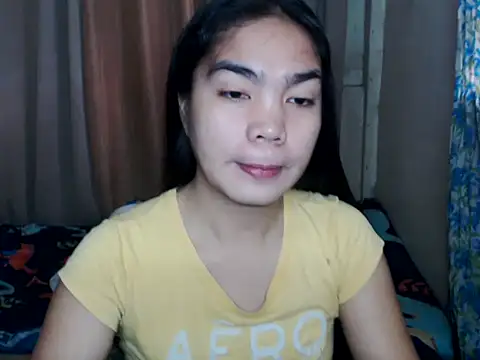 Snapshot of Simple_Martina chatting on October 13, 1:38 am Simple Martina online show from October 13, 1:38 am