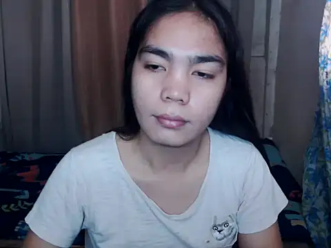 Snapshot of Simple_Martina chatting on October 14, 1:06 am Simple Martina online show from October 14, 1:06 am