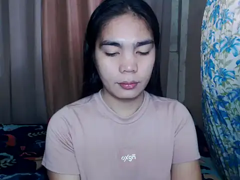 Snapshot of Simple_Martina chatting on October 23, 1:16 am Simple Martina online show from October 23, 1:16 am