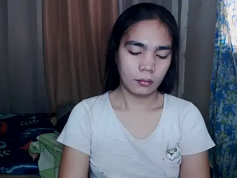 Snapshot of Simple_Martina chatting on November 7, 12:54 am Simple Martina online show from November 7, 12:54 am