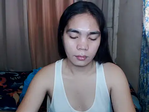 Snapshot of Simple_Martina chatting on November 13, 1:59 am Simple Martina online show from November 13, 1:59 am
