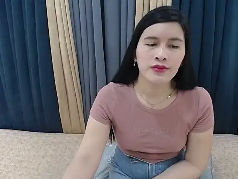 Snapshot of pinay_amaliax chatting on October 13, 10:26 am pinay amaliax online show from October 13, 10:26 am