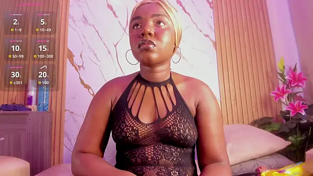 Snapshot of Eva_Johnss chatting on December 2, 12:43 pm Eva Johnss online show from December 2, 12:43 pm