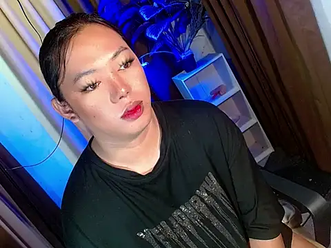 bigfattycocksonya27 online show from December 16, 7:57 am