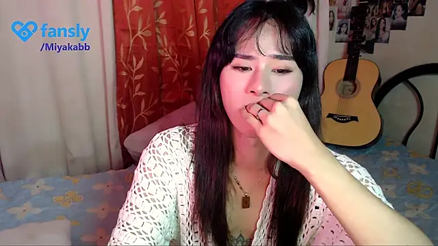 Snapshot of chakababe chatting on June 4, 2:06 am chakababe online show from June 4, 2:06 am