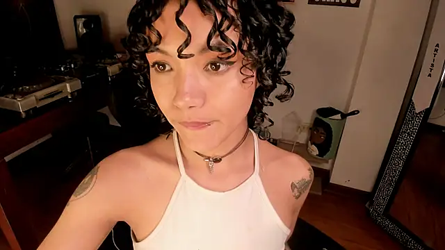 Snapshot of Nati____ chatting on July 30, 11:15 pm Nati online show from July 30, 11:15 pm