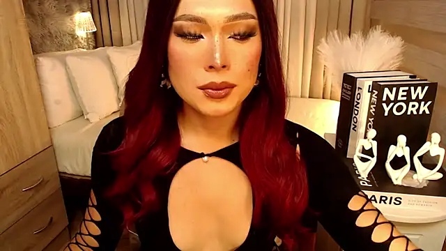 Missavacroft online show from October 17, 8:33 pm