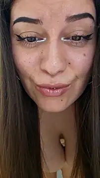 Snapshot of Larissa4U chatting on October 1, 9:15 am Larissa4U online show from October 1, 9:15 am