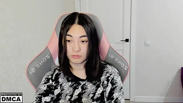 Snapshot of MeilideQian1 chatting on November 6, 5:25 pm MeilideQian1 online show from November 6, 5:25 pm