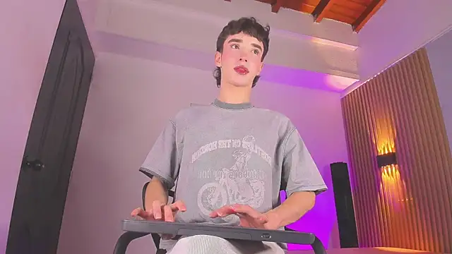 austin rouse online show from November 29, 8:23 pm