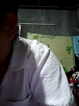 Snapshot of jienrrr chatting on September 11, 3:01 pm jienrrr online show from September 11, 3:01 pm