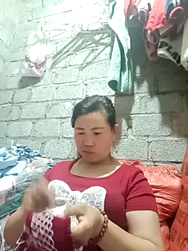 Snapshot of jienrrr chatting on September 14, 12:21 am jienrrr online show from September 14, 12:21 am