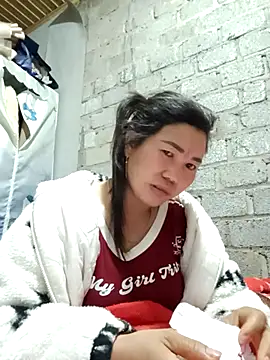 Snapshot of jienrrr chatting on October 13, 11:27 pm jienrrr online show from October 13, 11:27 pm