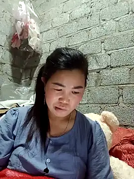 Snapshot of jienrrr chatting on October 24, 1:24 am jienrrr online show from October 24, 1:24 am