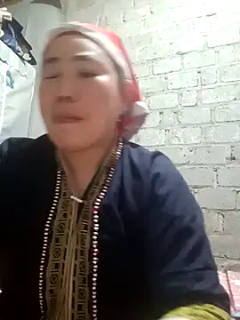 Snapshot of jienrrr chatting on November 9, 11:41 am jienrrr online show from November 9, 11:41 am