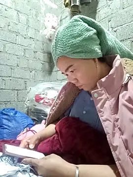 Snapshot of jienrrr chatting on November 22, 12:37 pm jienrrr online show from November 22, 12:37 pm